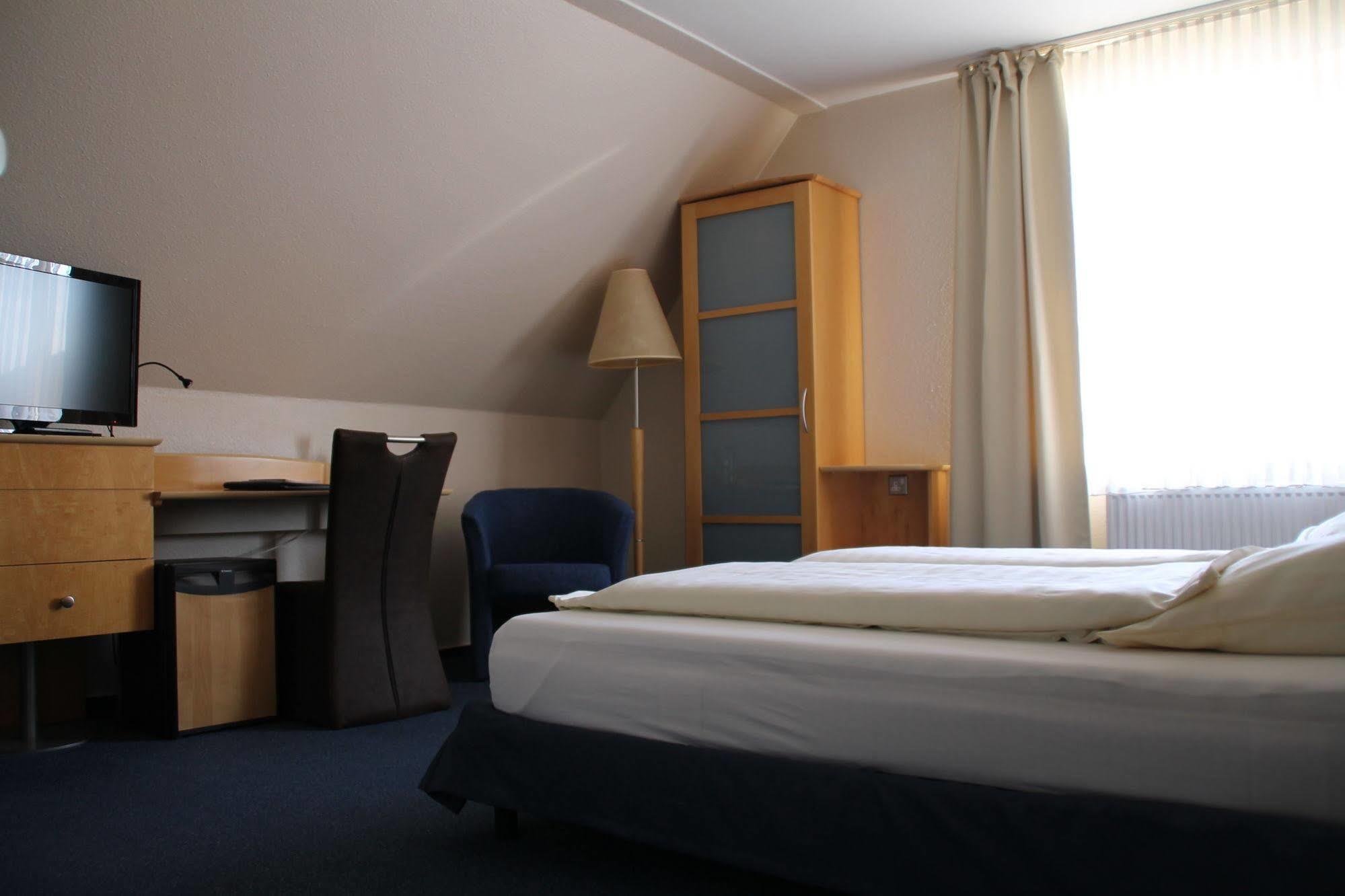 Residenz Hotel Neu Wulmstorf Extérieur photo